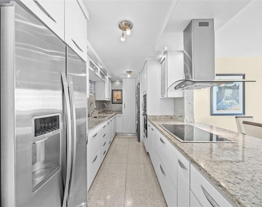 4429 Ave. Isla Verde - Photo Thumbnail 3