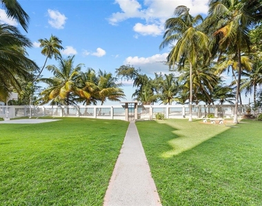 4429 Ave. Isla Verde - Photo Thumbnail 13