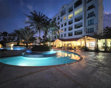 9000 Rio Mar  Boulevard - Photo Thumbnail 11