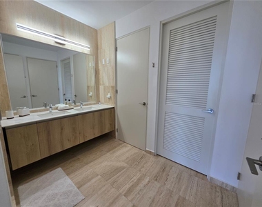 9000 Rio Mar  Boulevard - Photo Thumbnail 24