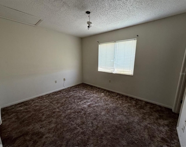 3032 Se 5th Terrace - Photo Thumbnail 2