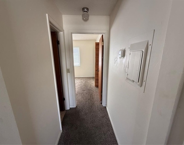 3032 Se 5th Terrace - Photo Thumbnail 3