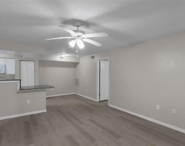 3016 Parkway Boulevard - Photo Thumbnail 5