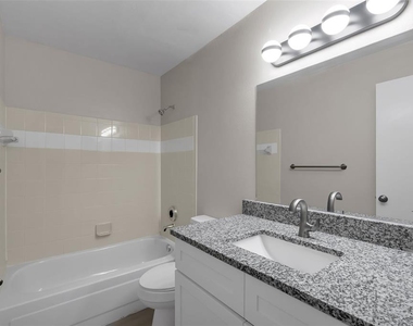 3016 Parkway Boulevard - Photo Thumbnail 11