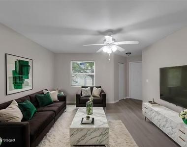 3016 Parkway Boulevard - Photo Thumbnail 4