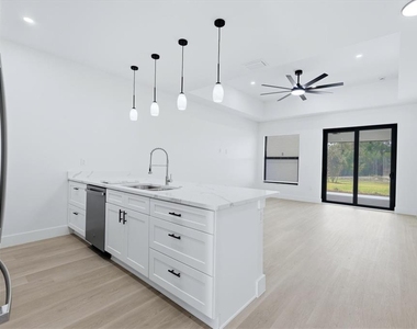 7361 S Plum Tree - Photo Thumbnail 13