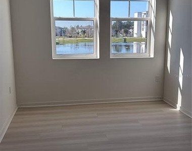 5579 Millenia Park Boulevard - Photo Thumbnail 5