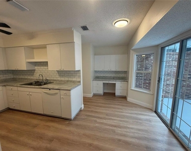 2535 S Glen Eagles Drive - Photo Thumbnail 7
