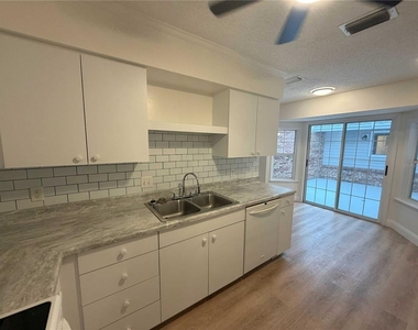 2535 S Glen Eagles Drive - Photo Thumbnail 11