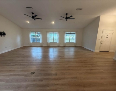 2535 S Glen Eagles Drive - Photo Thumbnail 2