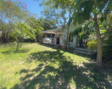 428 Court Street - Photo Thumbnail 17
