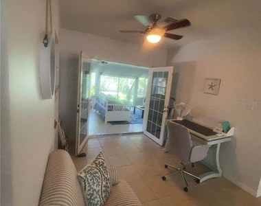 428 Court Street - Photo Thumbnail 5