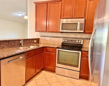 12235 Pescara Lane - Photo Thumbnail 7