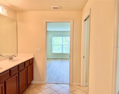 12235 Pescara Lane - Photo Thumbnail 15