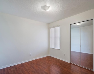 8709 Rockingham Terrace - Photo Thumbnail 8