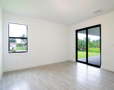15633 Lakeland Circle - Photo Thumbnail 11