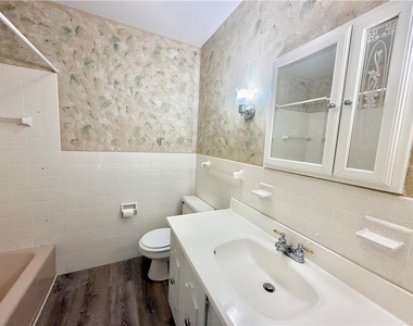 1160 Brentwood Avenue - Photo Thumbnail 34