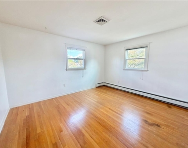 1160 Brentwood Avenue - Photo Thumbnail 30