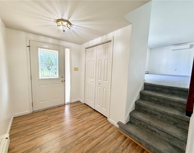 1160 Brentwood Avenue - Photo Thumbnail 2