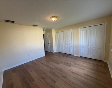 4154 Winding Vine Drive - Photo Thumbnail 8