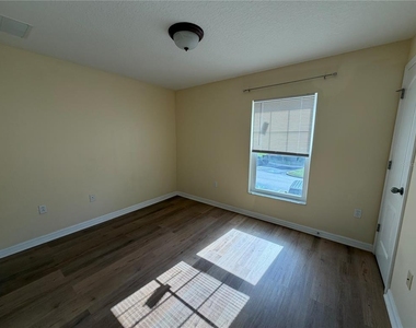 4154 Winding Vine Drive - Photo Thumbnail 6