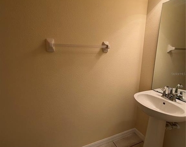 4154 Winding Vine Drive - Photo Thumbnail 4