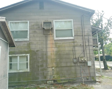 808 S Central Avenue S - Photo Thumbnail 12