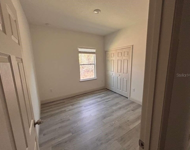 7908 N Galena Avenue - Photo Thumbnail 20