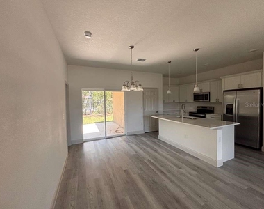 7908 N Galena Avenue - Photo Thumbnail 8