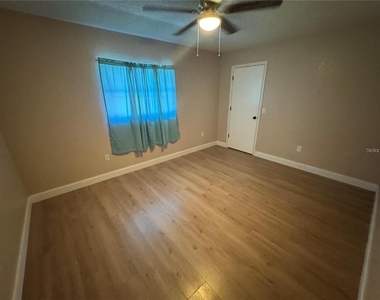 23289 Nancy Avenue - Photo Thumbnail 8