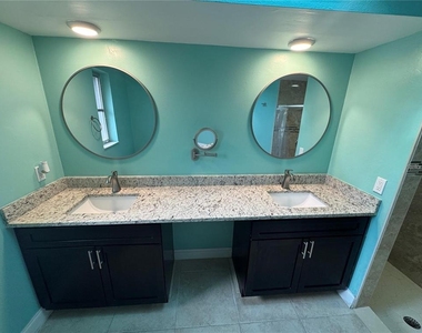 23289 Nancy Avenue - Photo Thumbnail 7
