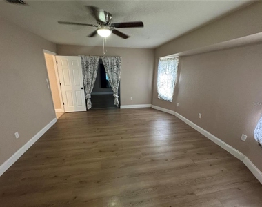 23289 Nancy Avenue - Photo Thumbnail 6