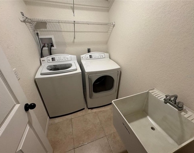 23289 Nancy Avenue - Photo Thumbnail 12