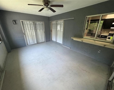 23289 Nancy Avenue - Photo Thumbnail 13
