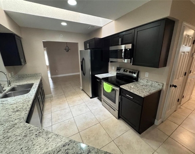 23289 Nancy Avenue - Photo Thumbnail 4