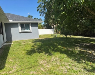 23289 Nancy Avenue - Photo Thumbnail 14