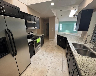 23289 Nancy Avenue - Photo Thumbnail 5