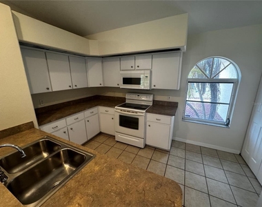 8234 Mossborger Avenue - Photo Thumbnail 11