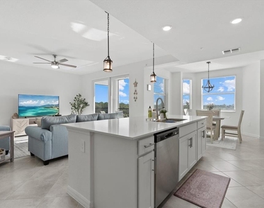 17570 Opal Sand Drive - Photo Thumbnail 11