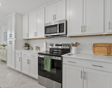 17570 Opal Sand Drive - Photo Thumbnail 9