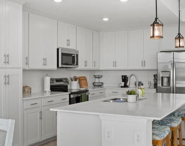 17570 Opal Sand Drive - Photo Thumbnail 7