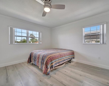 9819 Hernando Court - Photo Thumbnail 24