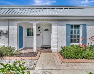 9819 Hernando Court - Photo Thumbnail 1