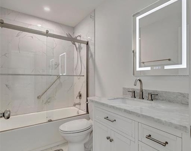9819 Hernando Court - Photo Thumbnail 37
