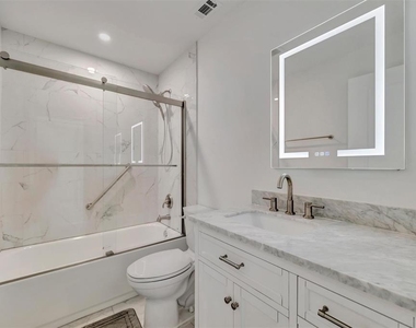 9819 Hernando Court - Photo Thumbnail 36