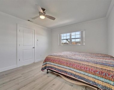 9819 Hernando Court - Photo Thumbnail 26