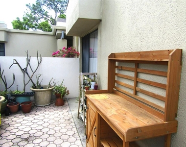 2405 Crispin Court - Photo Thumbnail 1