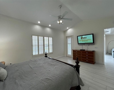3705 54th Drive W - Photo Thumbnail 28