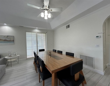 3705 54th Drive W - Photo Thumbnail 16