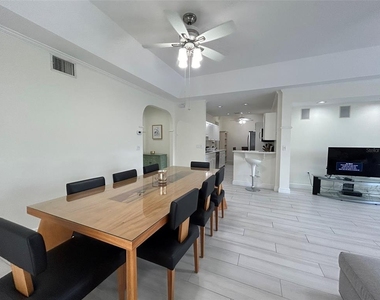 3705 54th Drive W - Photo Thumbnail 14